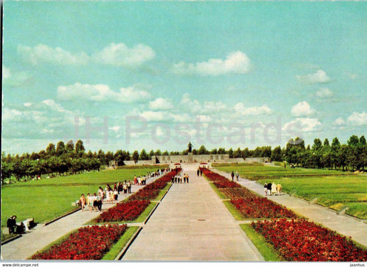 Leningrad - Piskaryovskoye Memorial Cemetery - Monument to the Heroic Defenders - 11 - 1966 - Russia USSR - unused - JH Postcards
