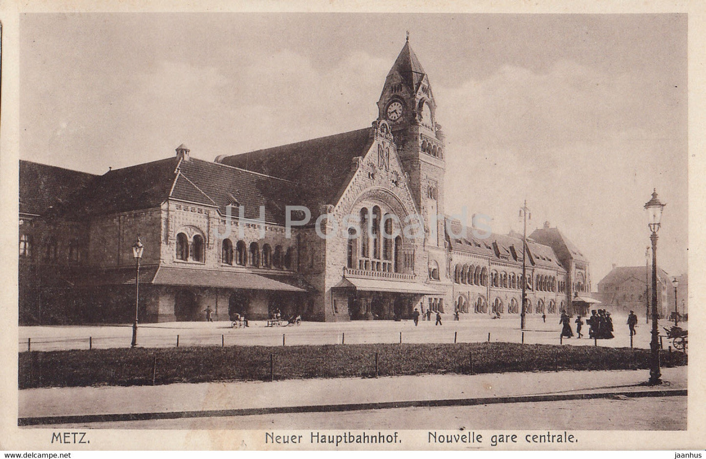 Metz - Neuer Hauptbahnhof - Nouvelle Gare centrale - railway station - old postcard - France - unused - JH Postcards