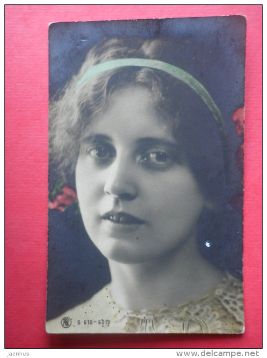 woman - lady - RPN 610 - 6019 - old postcard - unused - JH Postcards