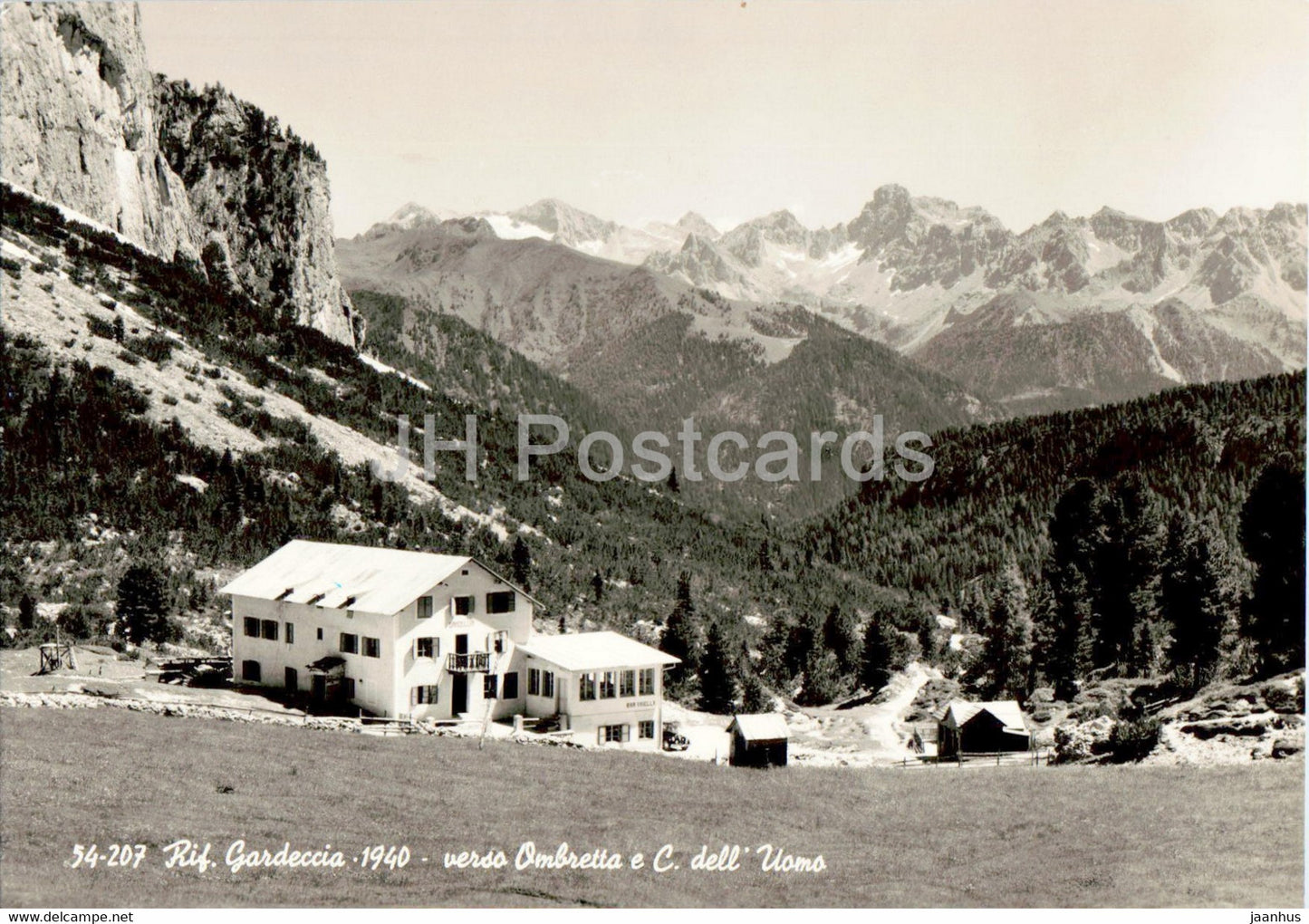 Rif Gardeccia verso Ombretta e C dell Uomo - old postcard - Italy - unused - JH Postcards