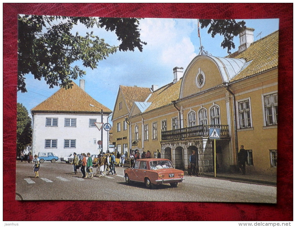 Saaremaa island - Kuressaare town center - Estonia - car - USSR - 1989 - unused - JH Postcards