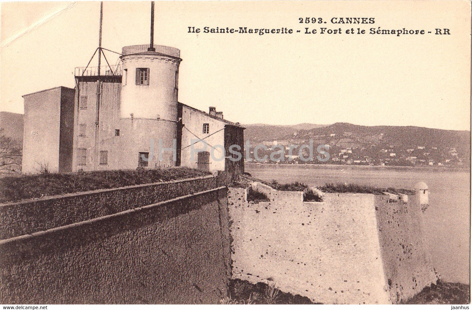 Cannes - Ile Sainte Marguerite - Le Fort et le Semaphore - 2593 - old postcard - France - unused - JH Postcards