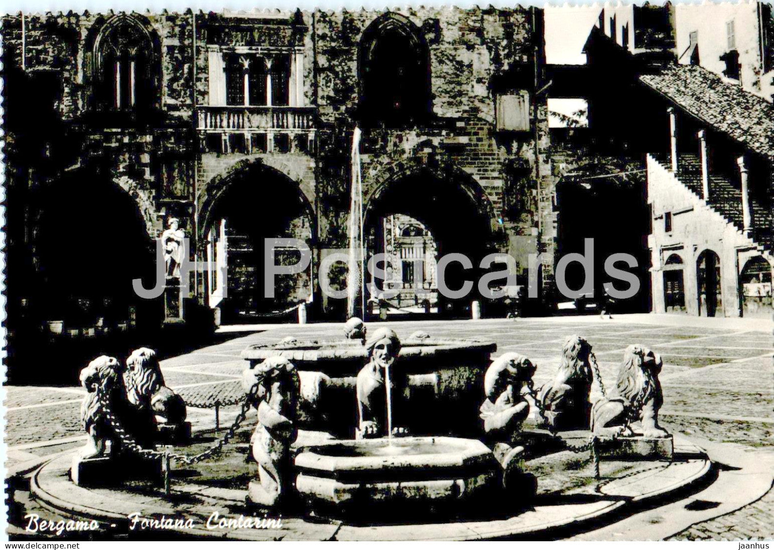 Bergamo - Fontana Contarini - fountain - old postcard - 1955 - Italy - used - JH Postcards