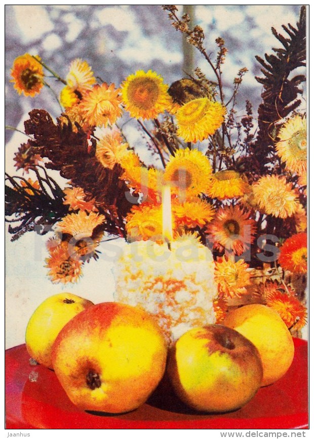 New Year Greeting card - 1 - candle - apples - flowers - 1979 - Estonia USSR - used - JH Postcards