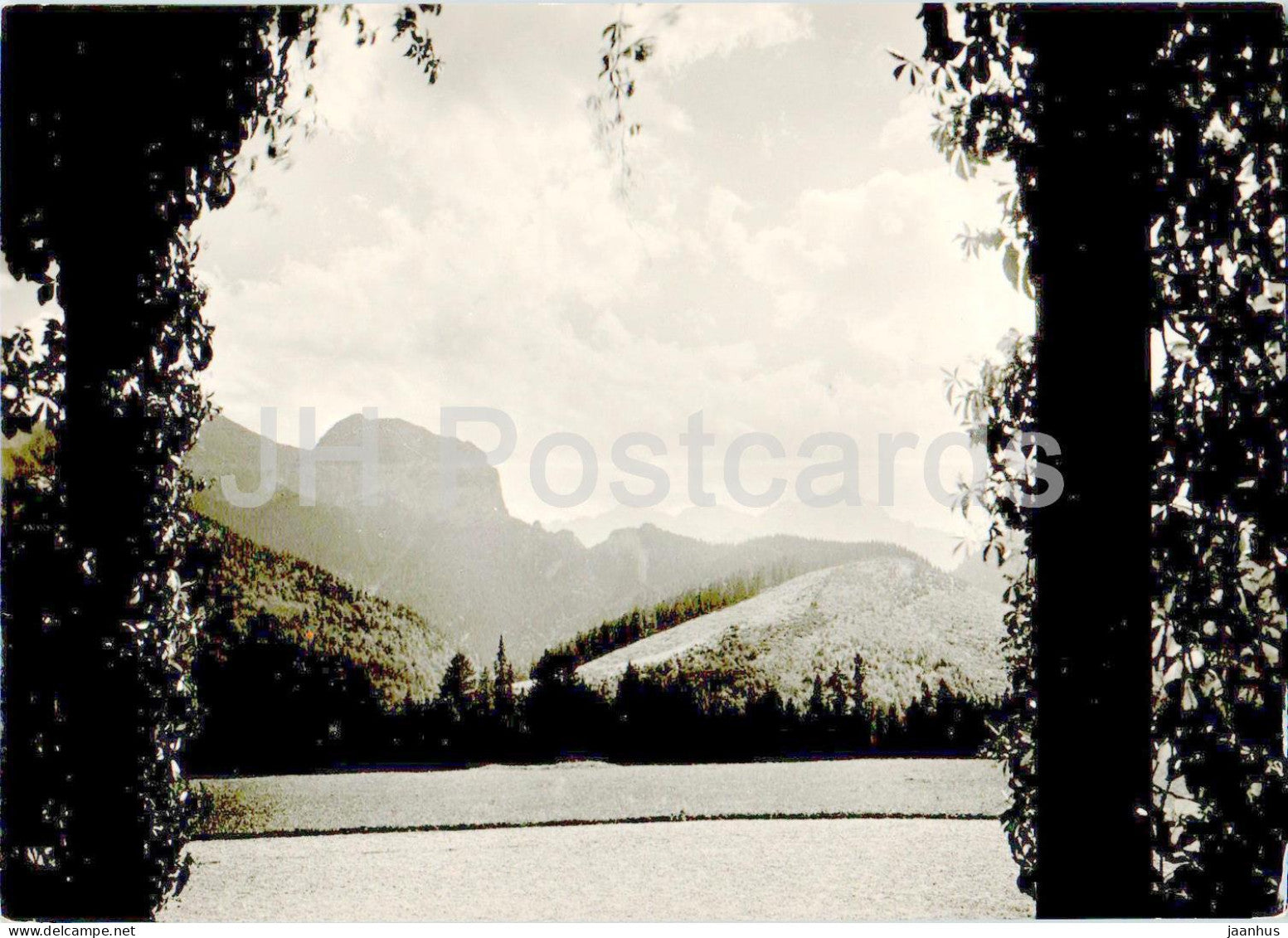 Vysoke Tatry - Javorina - Pohlad z polovnickeho zamku - View from Polovnice castle - Slovakia - Czechoslovakia - unused - JH Postcards