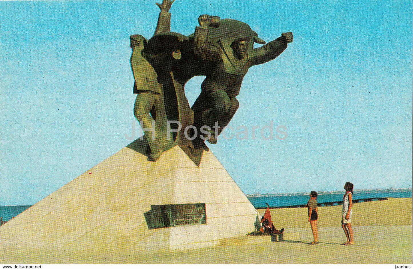 Yevpatoriya - Evpatoria - Monument to the Black Sea sailors - Crimea - 1975 - Ukraine USSR - unused - JH Postcards