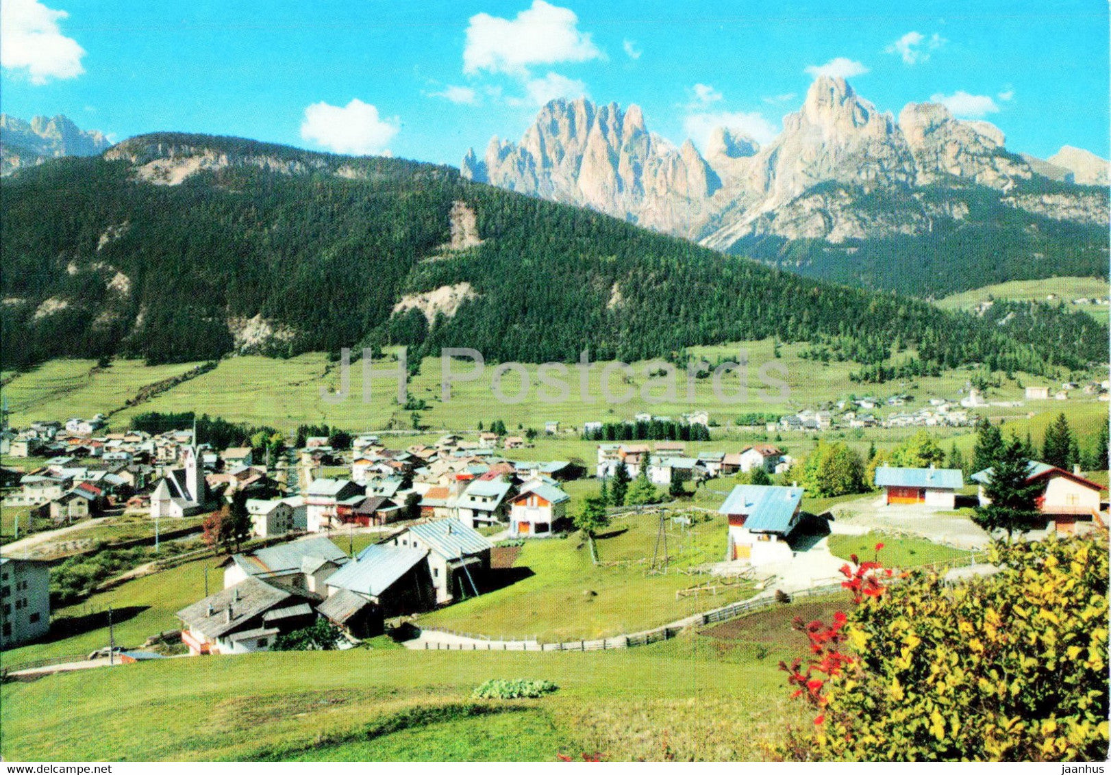 Pozza e Pera di Fassa - Dolomiti - Italy - used - JH Postcards