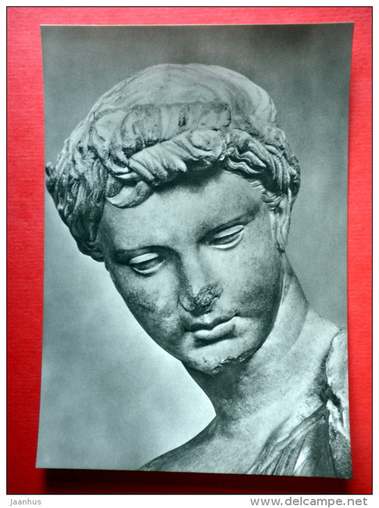 Girl of Antium - sculpture - Antique Roman Sculptures - DDR Germany - unused - JH Postcards