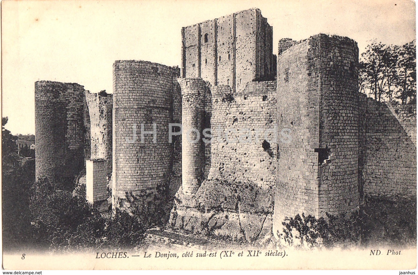 Loches - Le Donjon - cote sud est - 8  old postcard - France - unused - JH Postcards