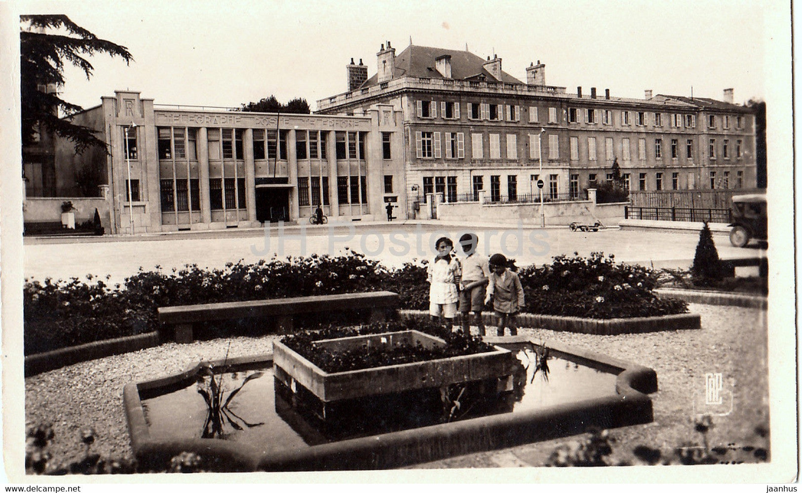 Niort - La Poste et le Square - 59 - old postcard - France - unused - JH Postcards