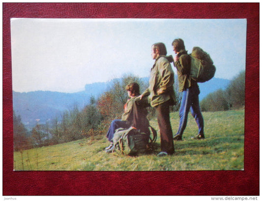 Tourists near the village Vorohta - Carpathians - 1978 - Ukraine USSR - unused - JH Postcards
