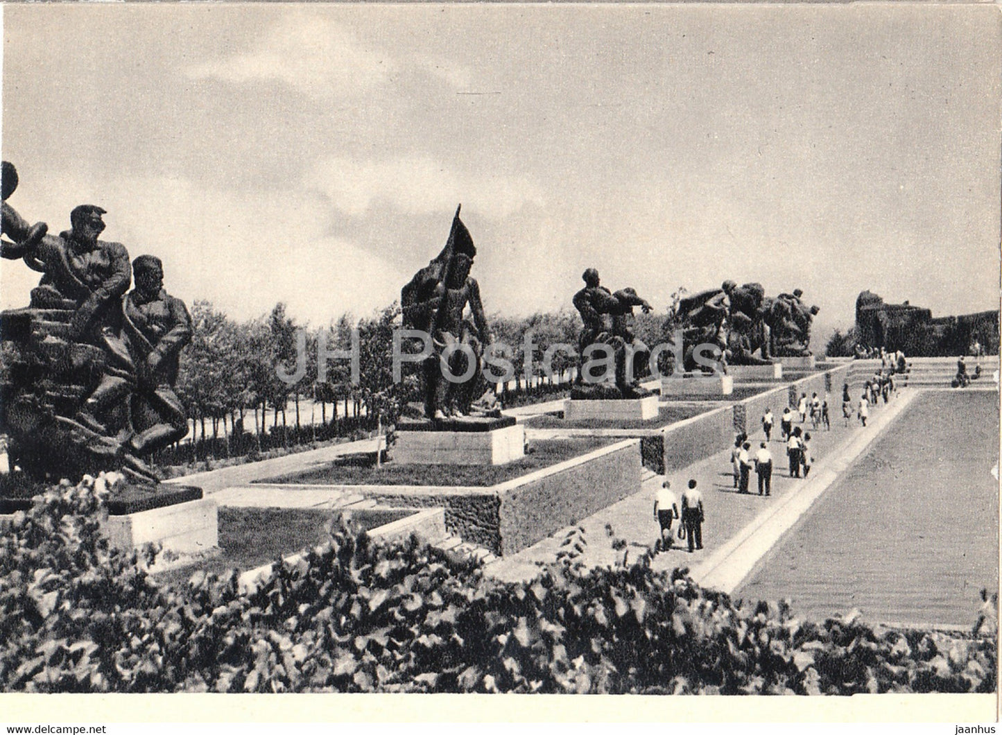 Mamayev Kurgan - Volgograd - Heroes' Square - 1968 - Russia USSR - unused - JH Postcards